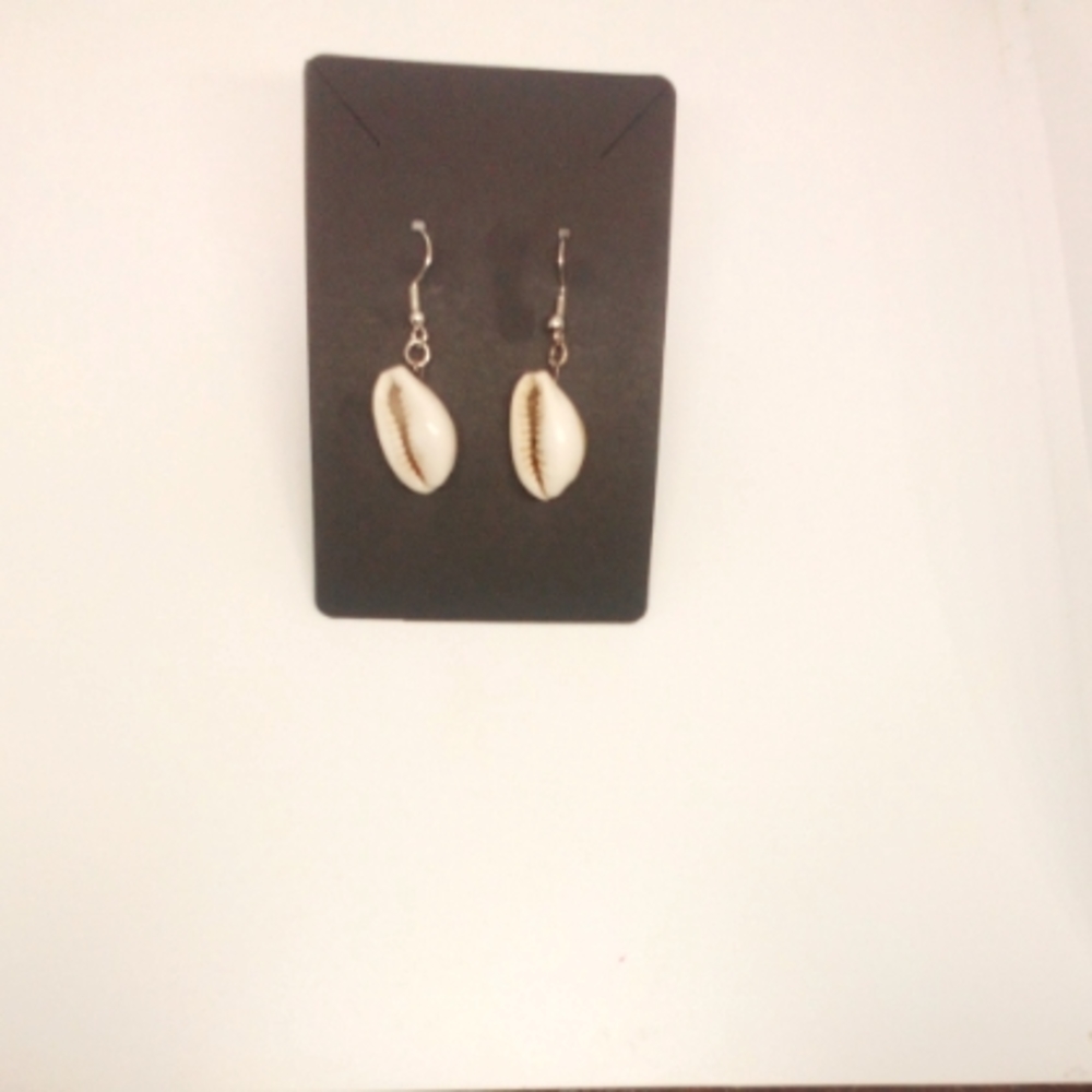 Shell Earrings